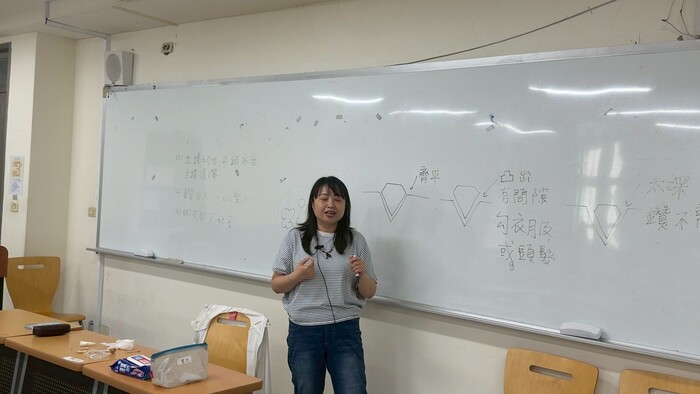 醫護學院辦理「臻愛自己IV－快樂時刻」晶鑽戒指手作課程　提升師生幸福感與心理健康圖片